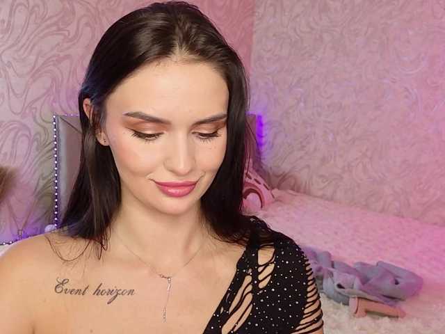 MilaSweety1 live cam on BongaCams