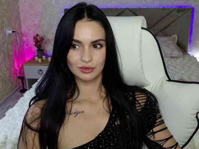 MilaSweety1 webcam
