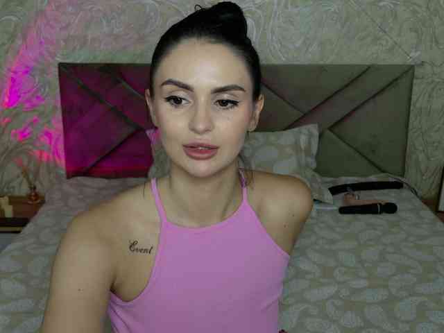 MilaSweety1 webcam