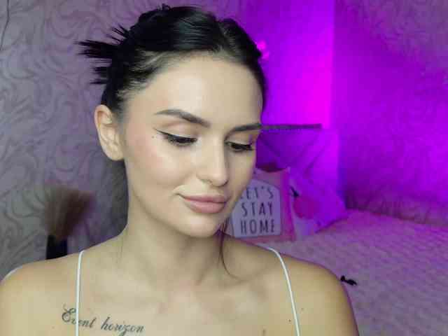 MilaSweety1 webcam