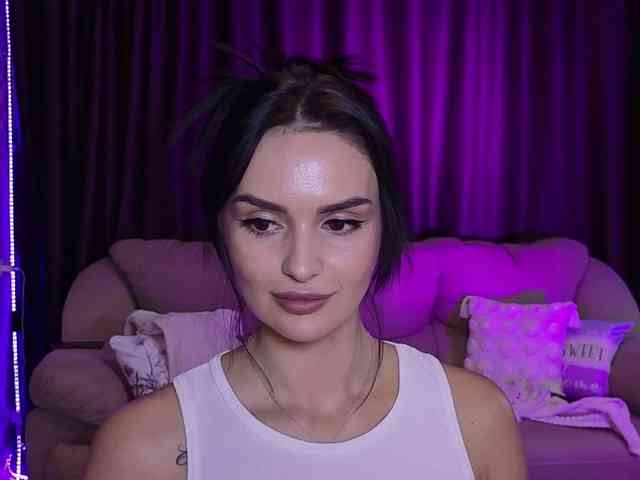 MilaSweety1 webcam