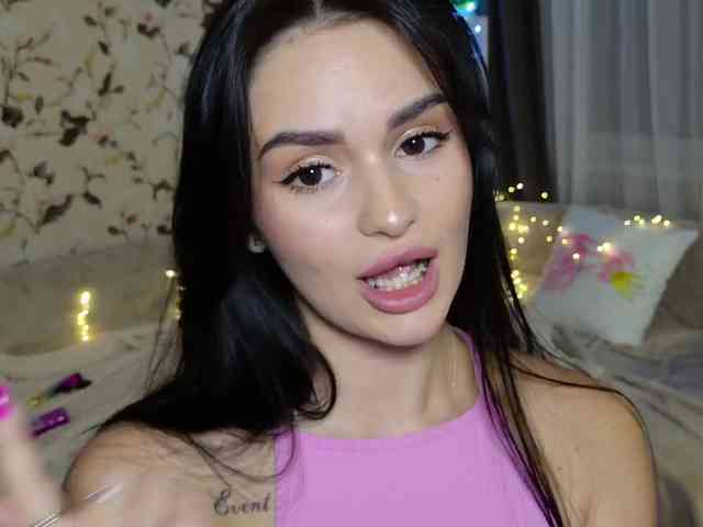 MilaSweety1 webcam