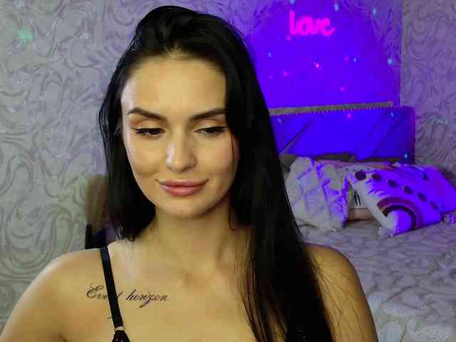 MilaSweety1 webcam