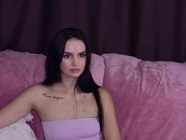 MilaSweety1 webcam