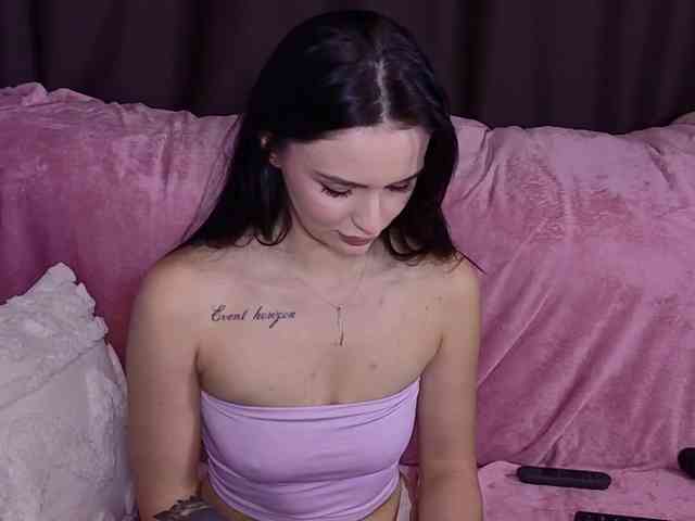 MilaSweety1 webcam