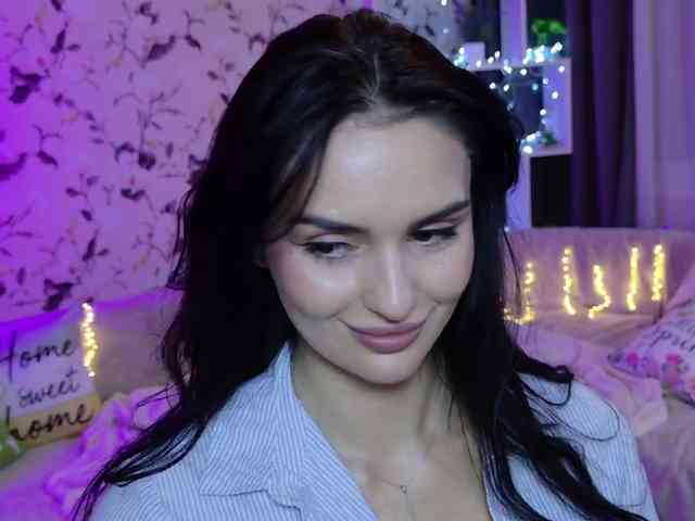 MilaSweety1 webcam