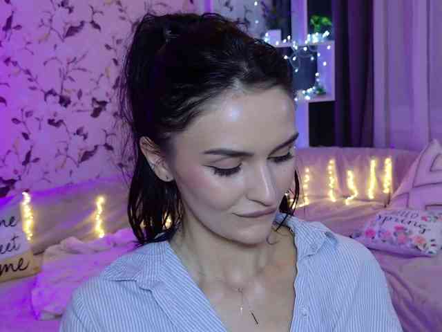 MilaSweety1 webcam