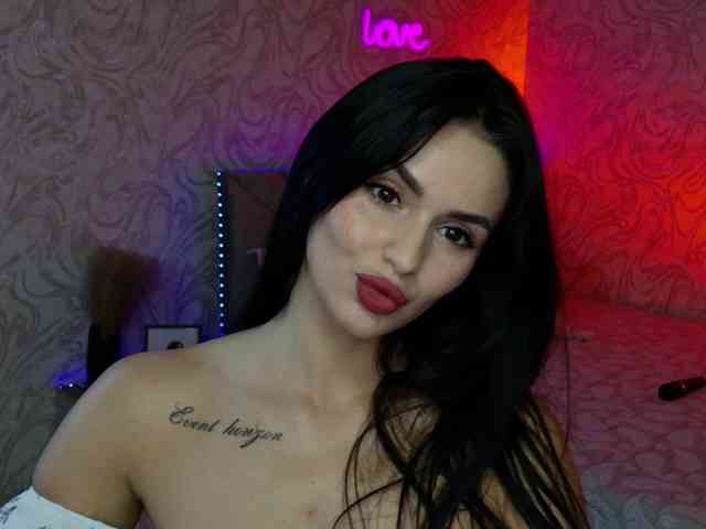 MilaSweety1 webcam