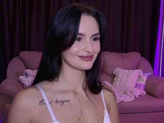 MilaSweety1 webcam
