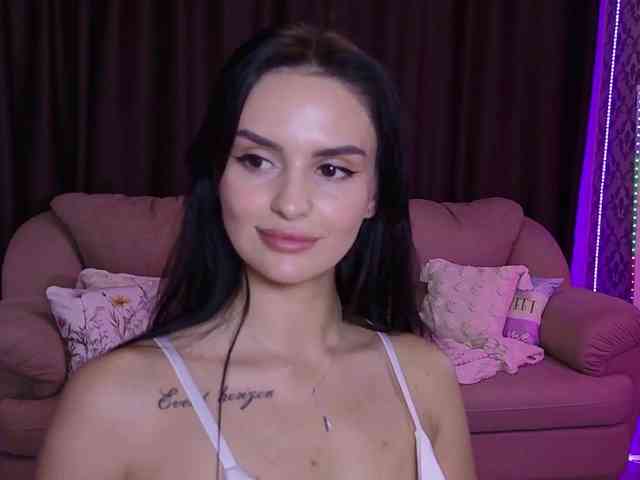 MilaSweety1 webcam