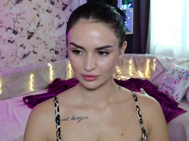 MilaSweety1 webcam