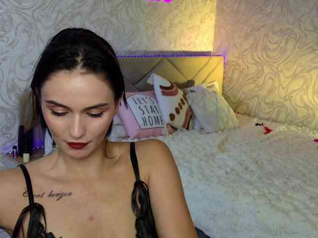 MilaSweety1 webcam