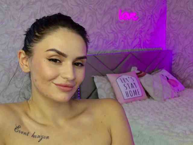 MilaSweety1 webcam