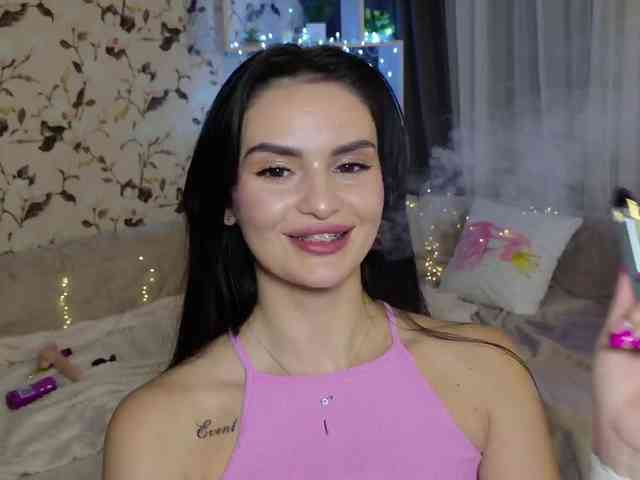 MilaSweety1 webcam