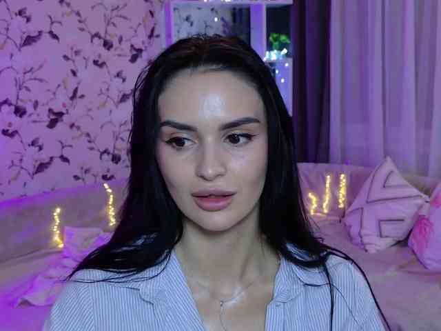 MilaSweety1 webcam