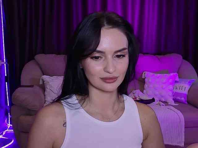 MilaSweety1 webcam