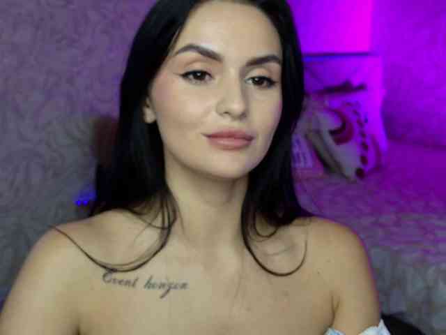MilaSweety1 webcam