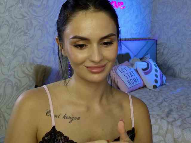 MilaSweety1 webcam