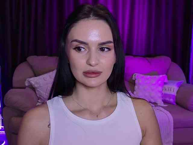 MilaSweety1 webcam