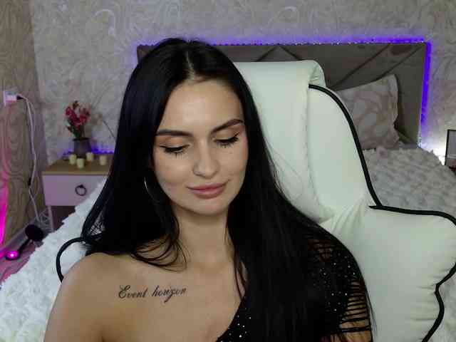 MilaSweety1 webcam