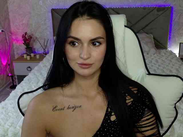 MilaSweety1 webcam