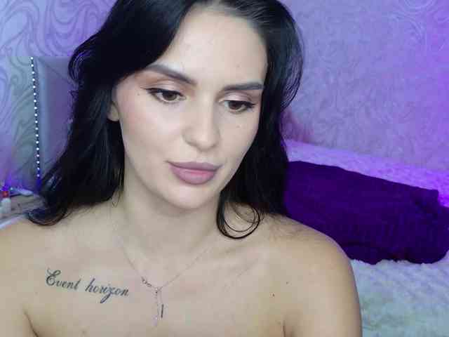 MilaSweety1 webcam