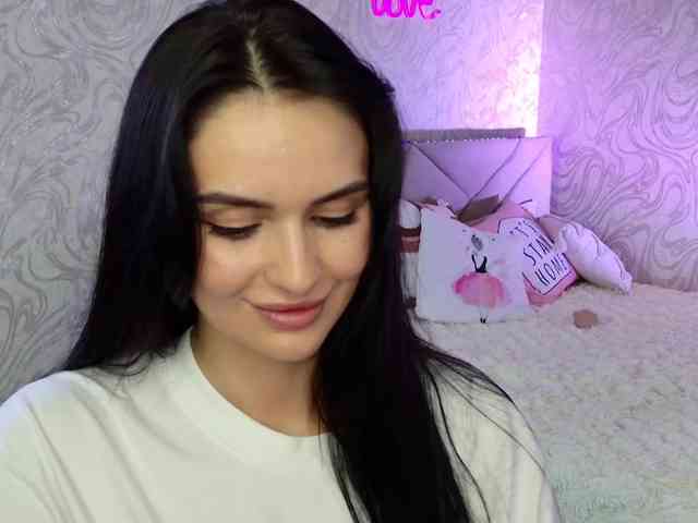 MilaSweety1 webcam
