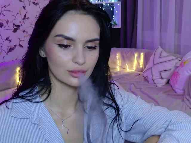 MilaSweety1 webcam