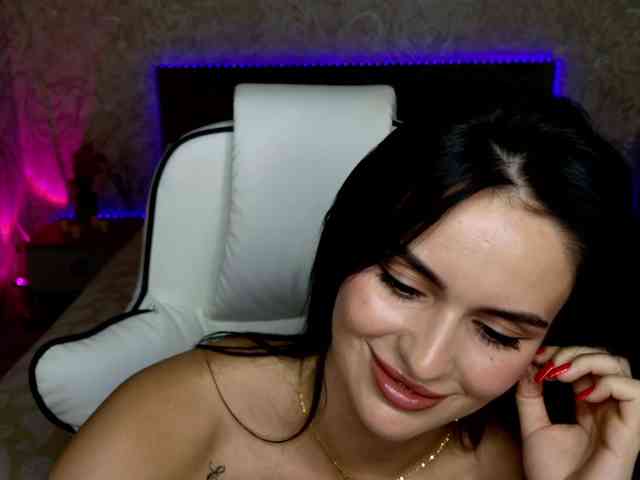 MilaSweety1 webcam
