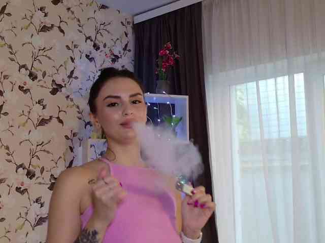 MilaSweety1 webcam