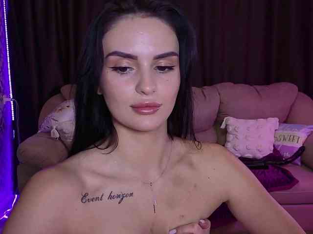 MilaSweety1 webcam