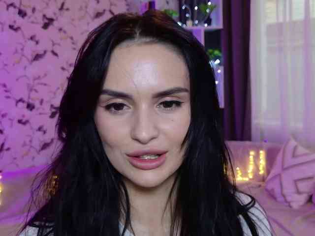 MilaSweety1 webcam