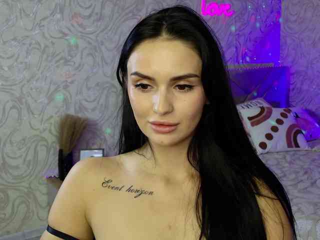 MilaSweety1 webcam