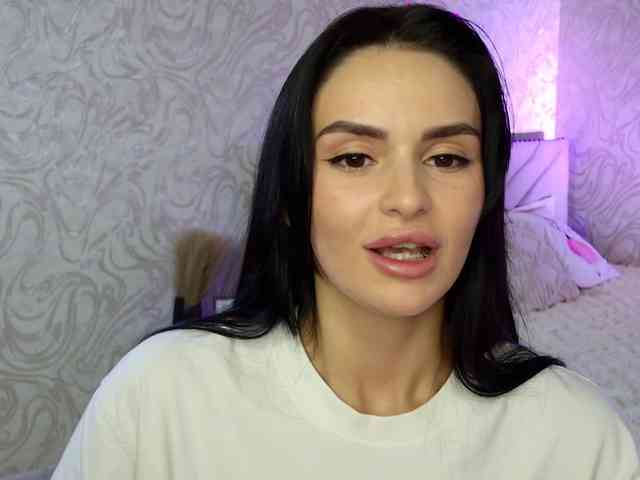 MilaSweety1 webcam