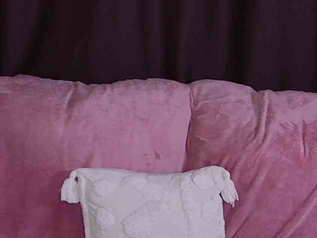 MilaSweety1 webcam