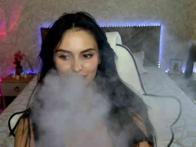 MilaSweety1 webcam