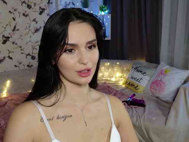 MilaSweety1 webcam