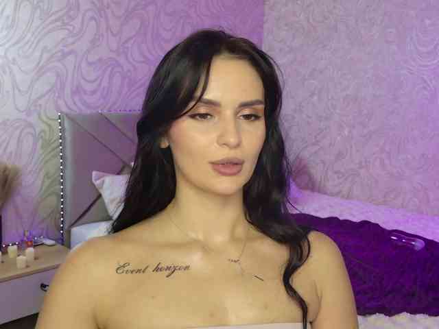 MilaSweety1 webcam