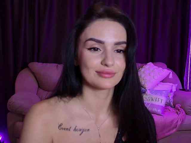 MilaSweety1 webcam
