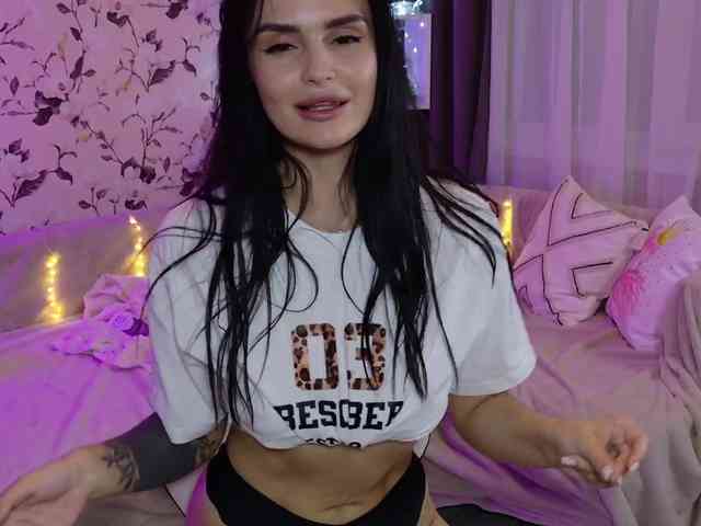 MilaSweety1 webcam