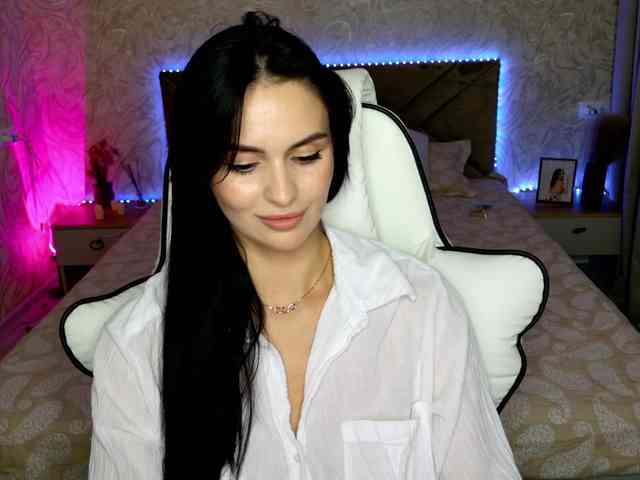 MilaSweety1 webcam