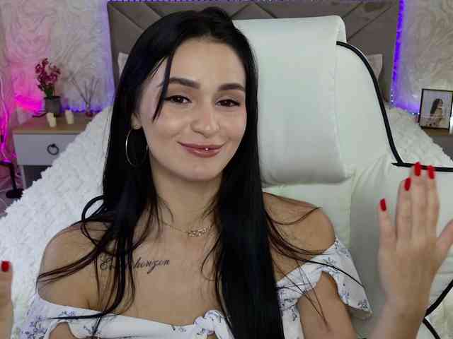 MilaSweety1 webcam