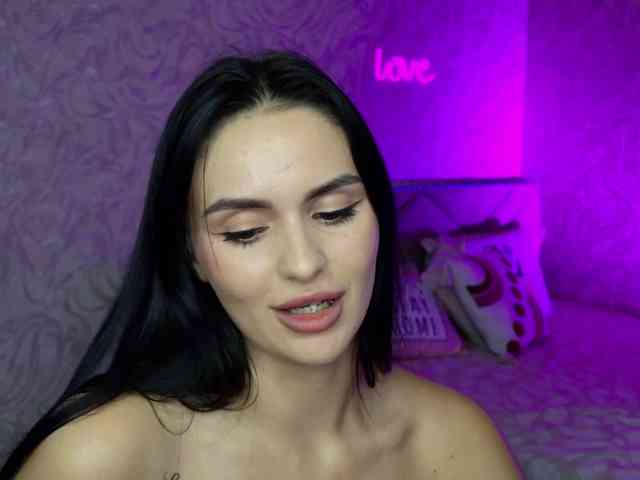 MilaSweety1 webcam