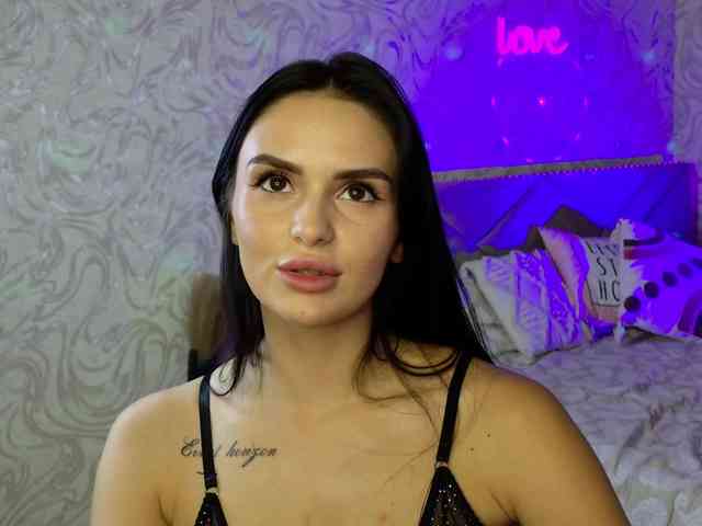 MilaSweety1 webcam