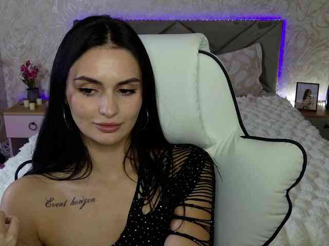 MilaSweety1 webcam