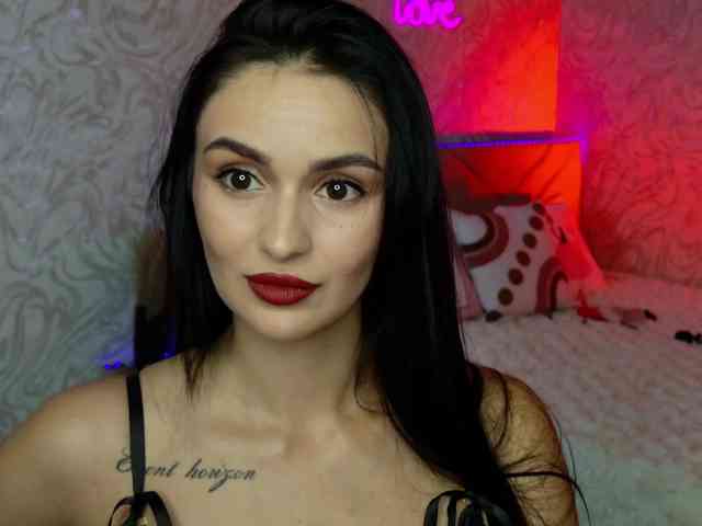 MilaSweety1 webcam