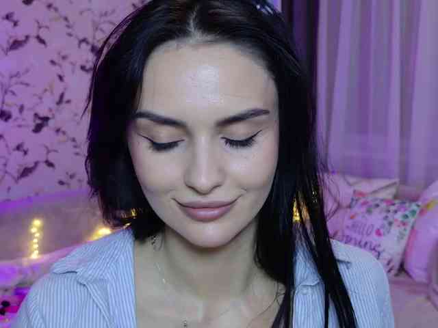 MilaSweety1 webcam