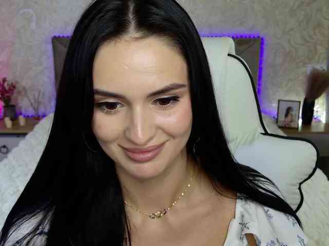 MilaSweety1 webcam