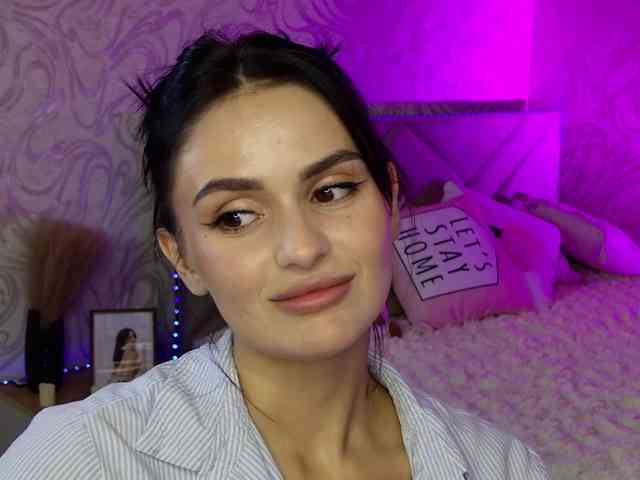 MilaSweety1 webcam