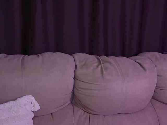 MilaSweety1 webcam